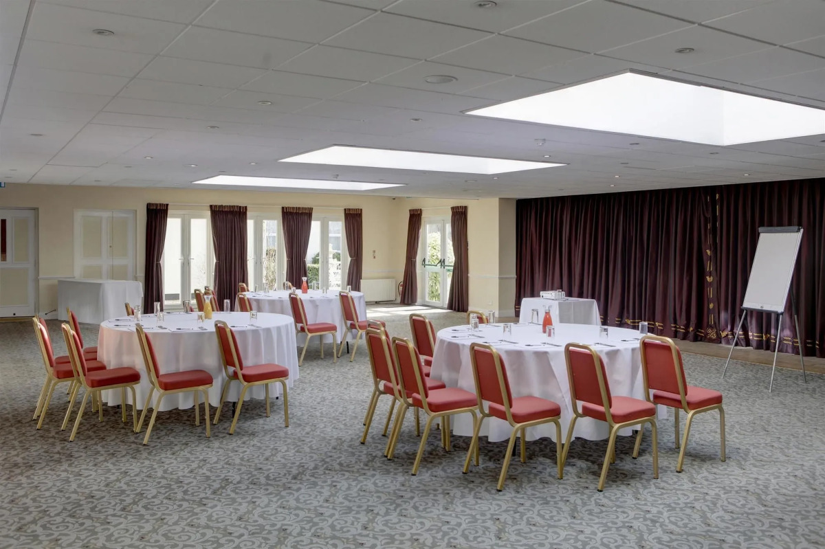 Ramada by Wyndham Cheltenham