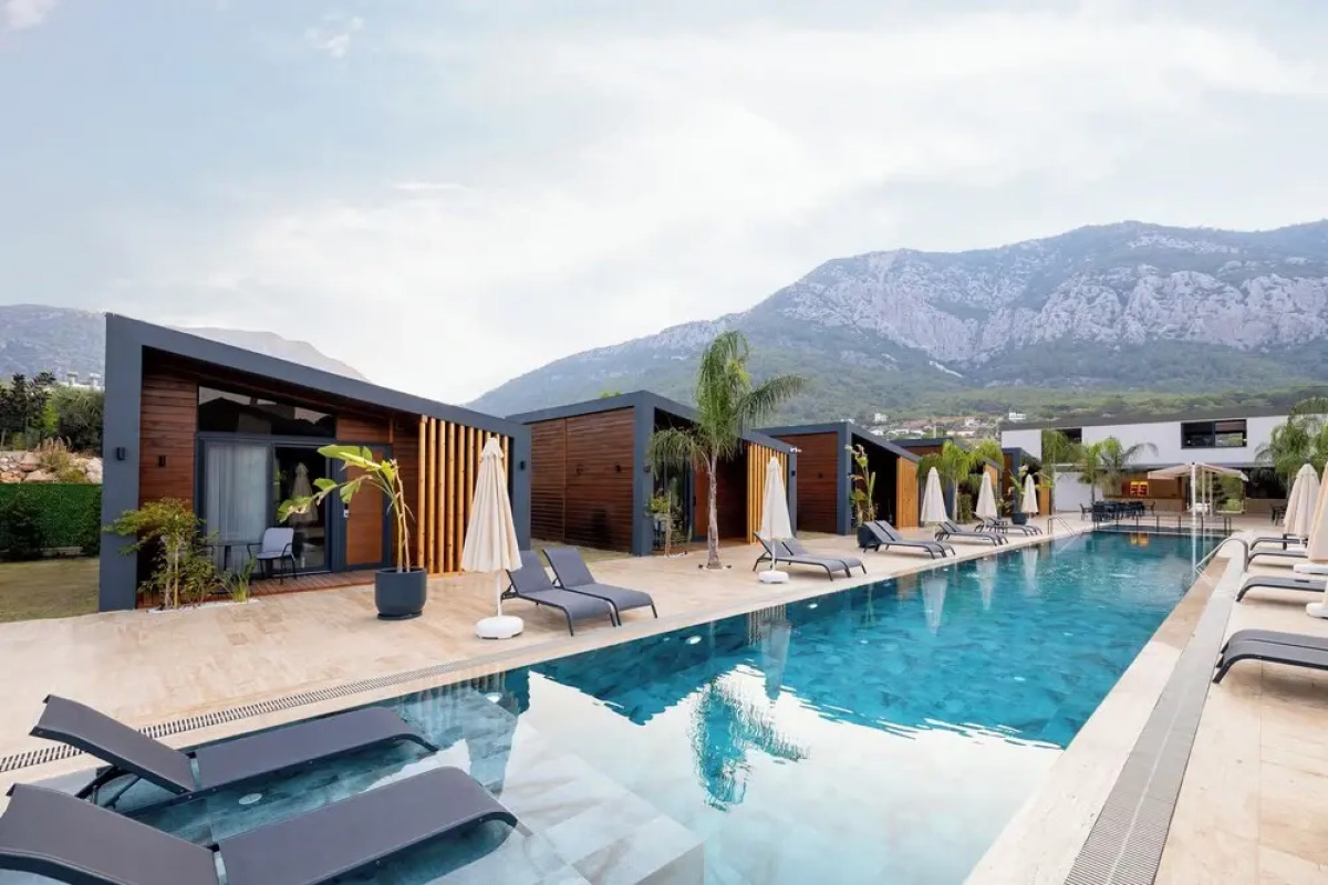 Rota Kilidonia Karaöz Suites&Villas