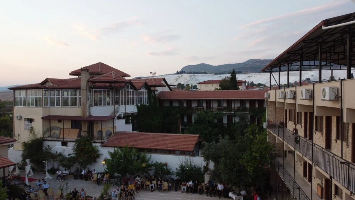 Shah Sultan Ozturk Hotel