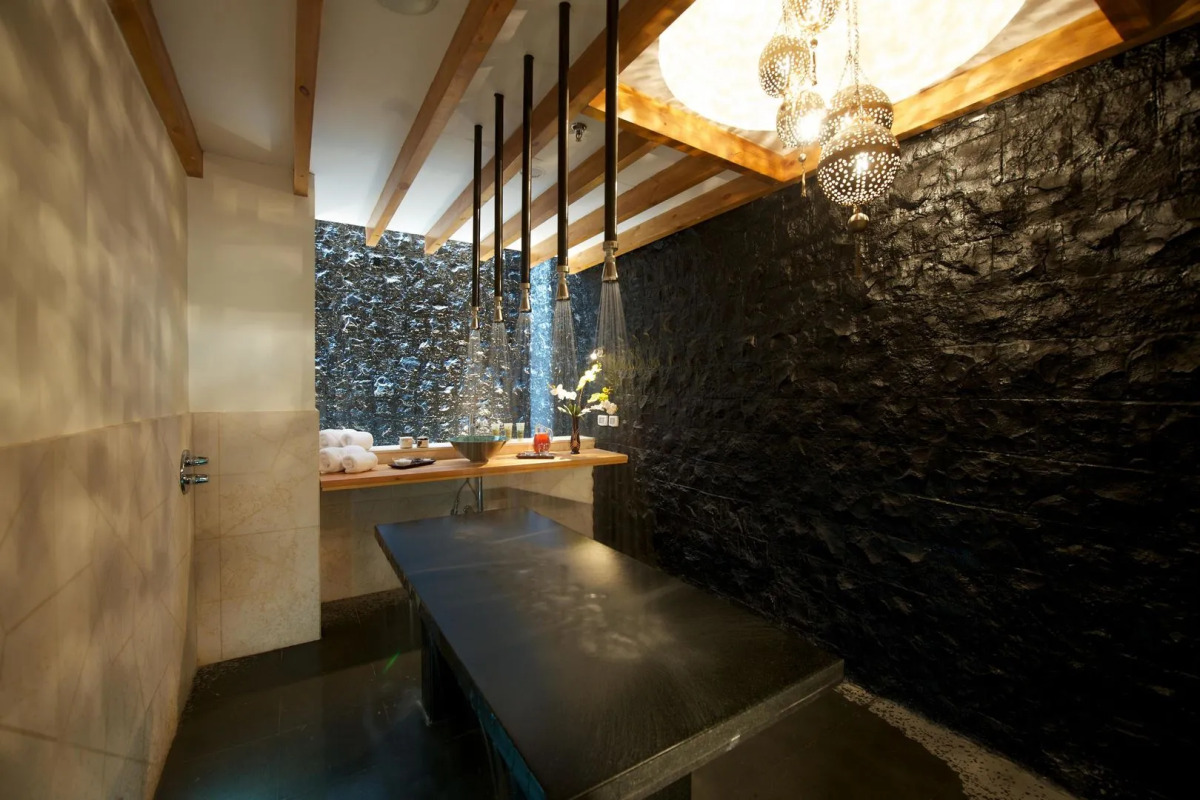 Fort Arabesque Resort, Spa & Villas