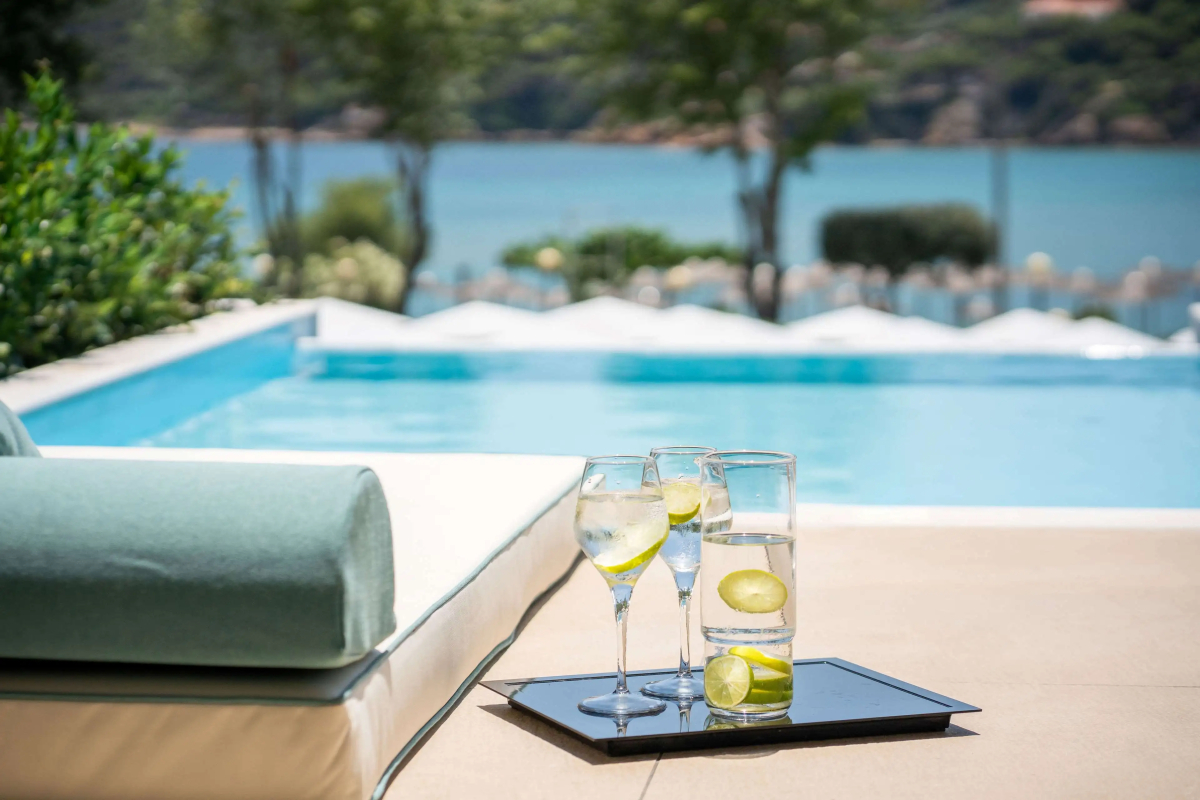 Отель Dolce Athens A tica Riviera