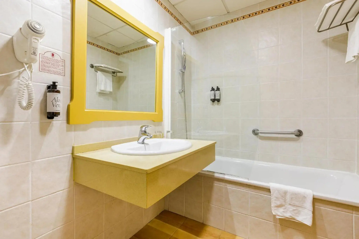 Hotel Almijara – Mares