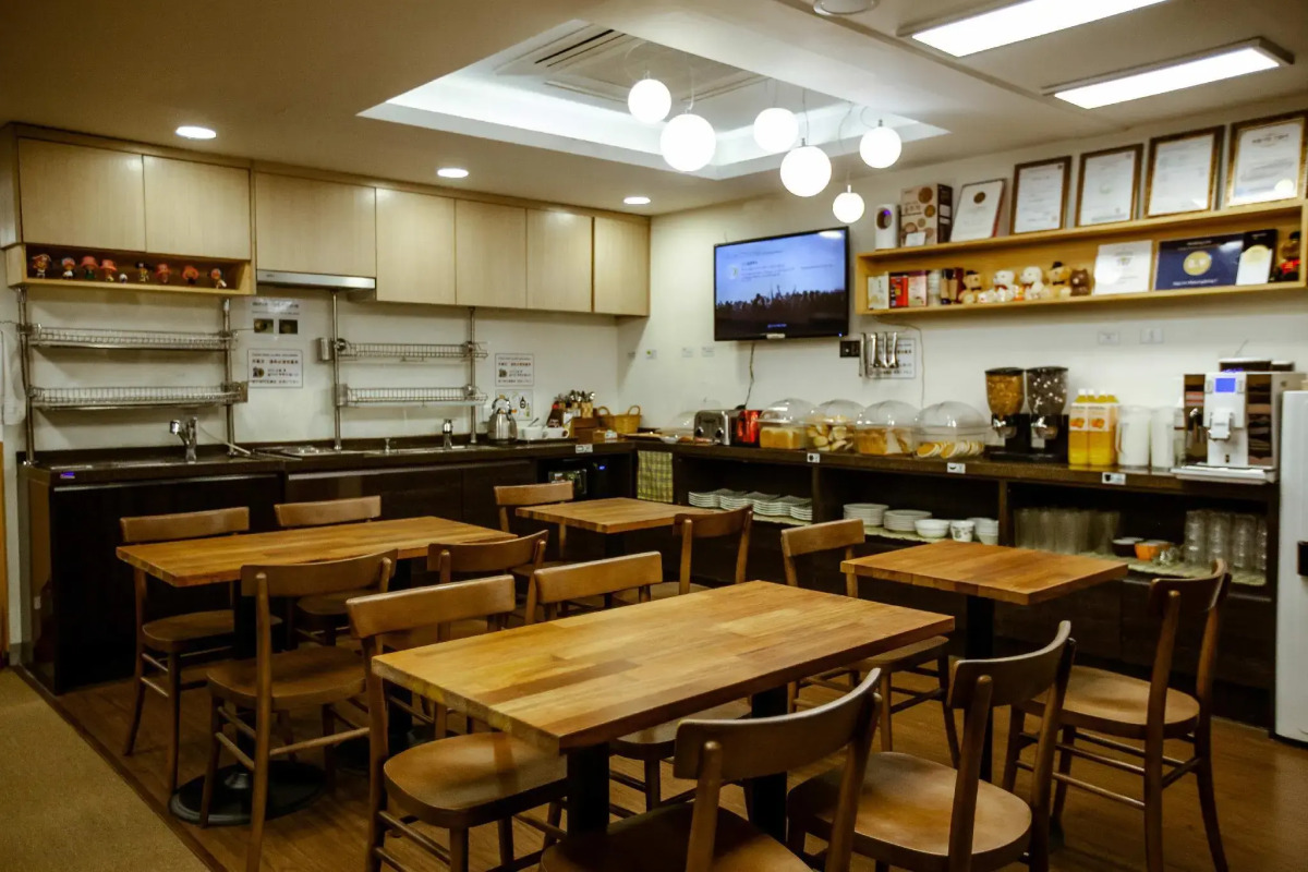 Step Inn Myeongdong 2 - Hostel