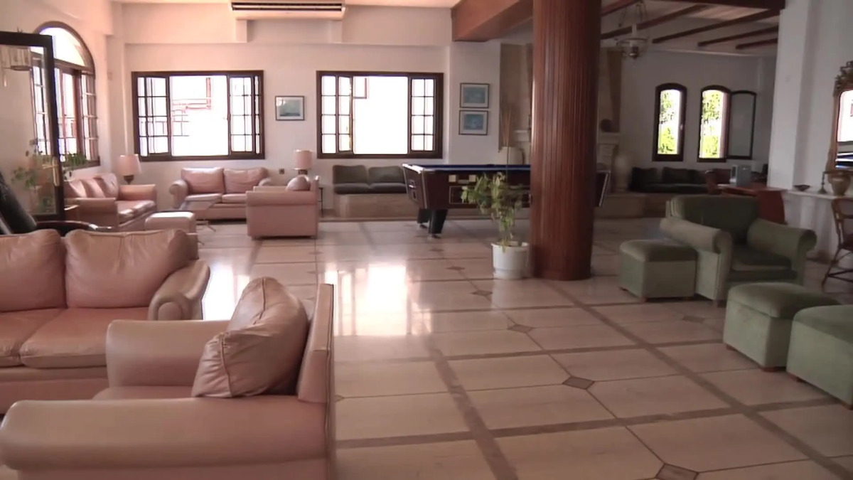 Horizon Beach Hotel
