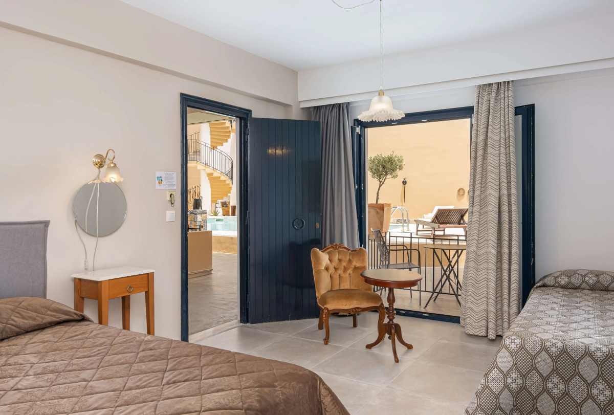 Nami Hotel & Suites