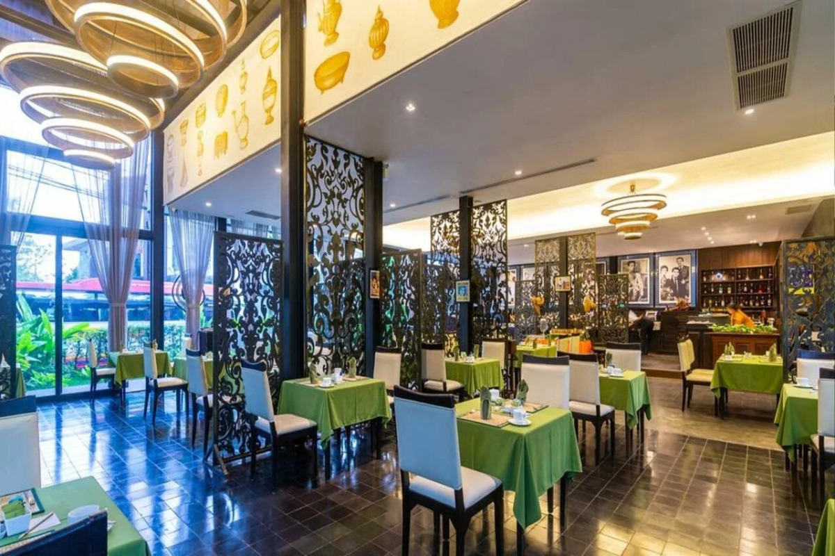 Lynnaya Urban River Resort