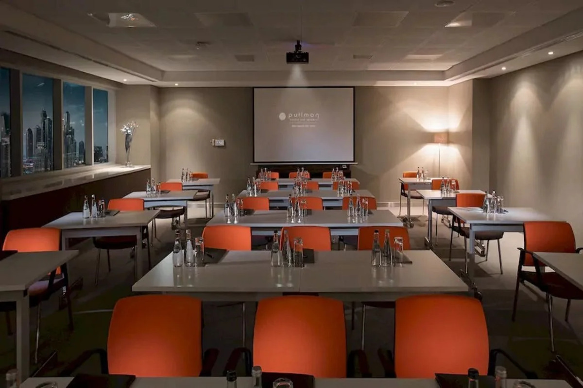 Pullman Dubai Jumeirah Lakes Towers - Hotel & Residence