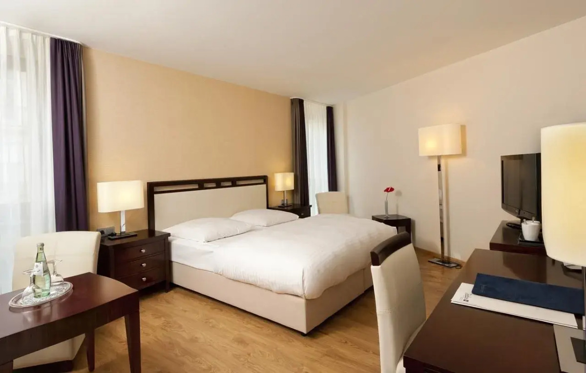 Badischer Hof Baden-Baden - Leonardo Limited Edition