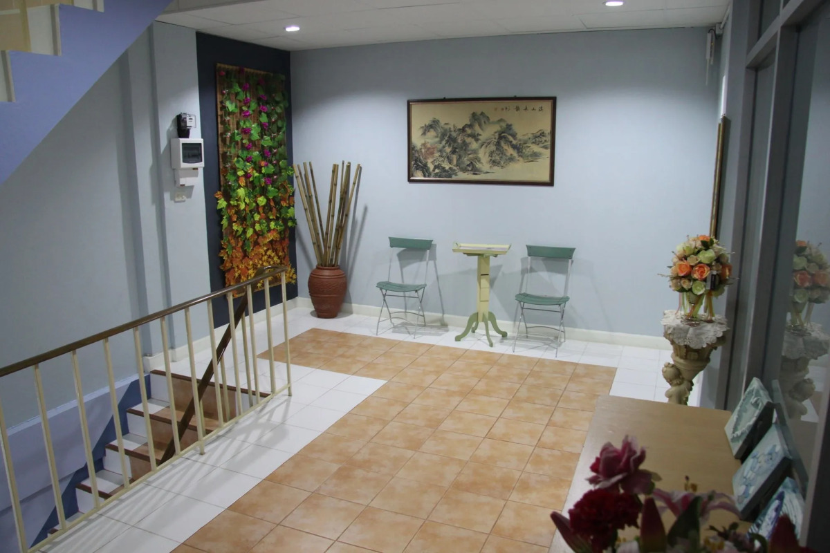 OYO 75486 Anna Residence Jomtien