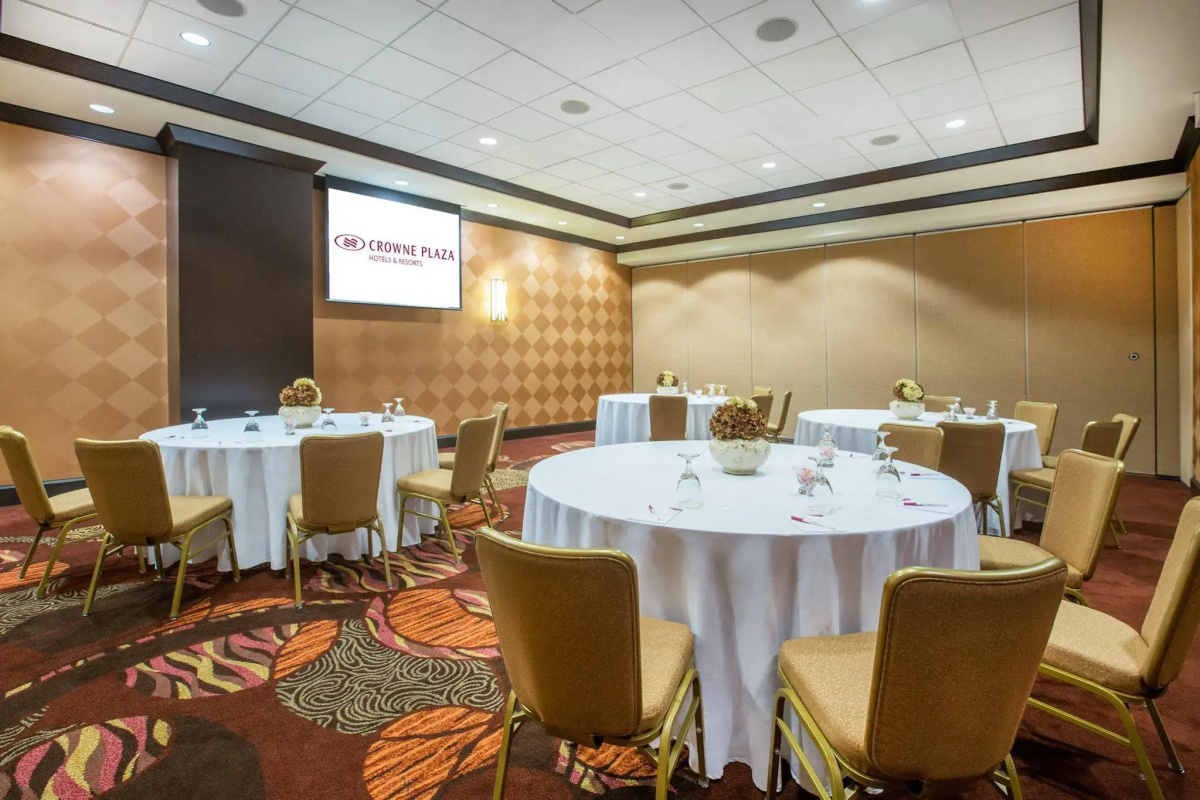 Crowne Plaza Dallas Downtown by IHG
