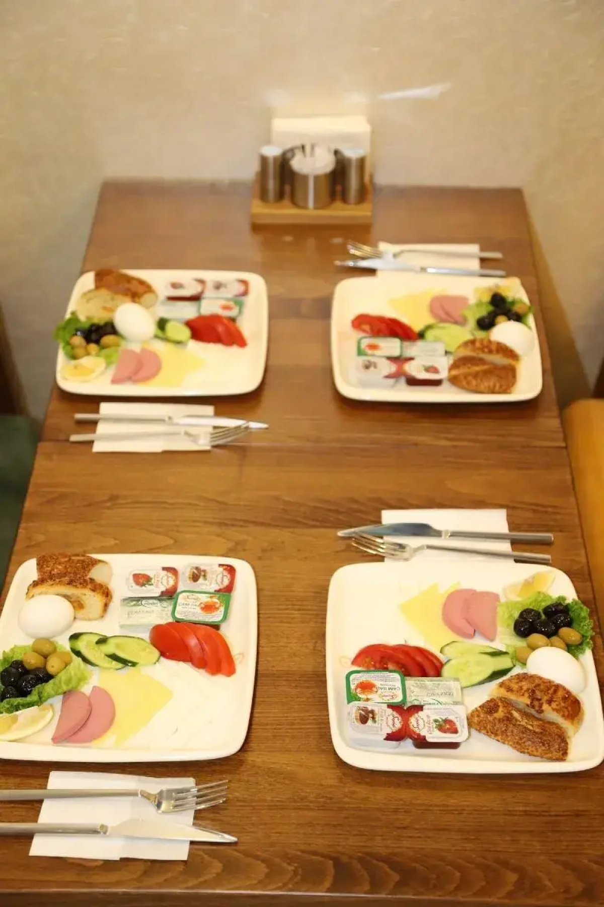 Grand Kavi Hotel