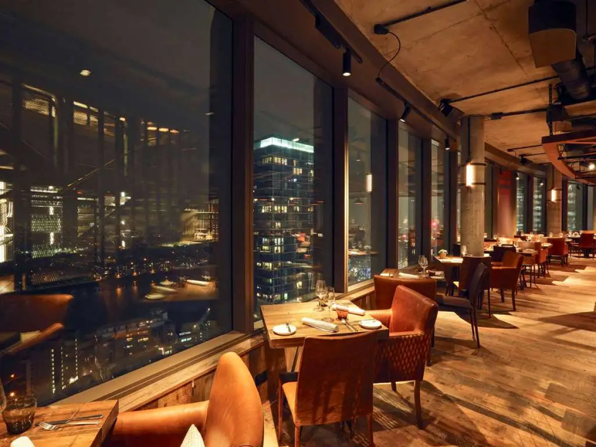 Отель Novotel London Canary Wharf 