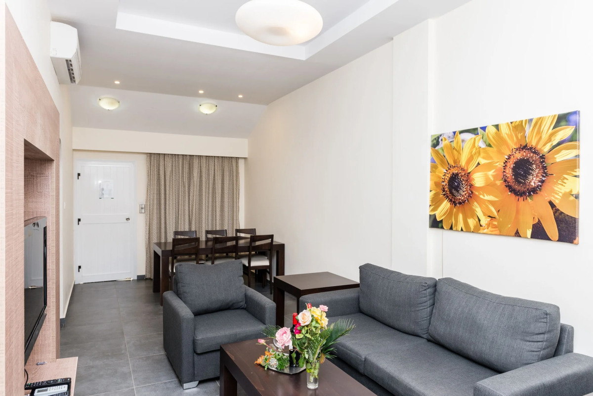 Helios Bay Hotel Apartments