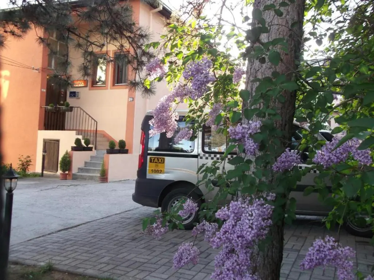 Hotel Vila Silia