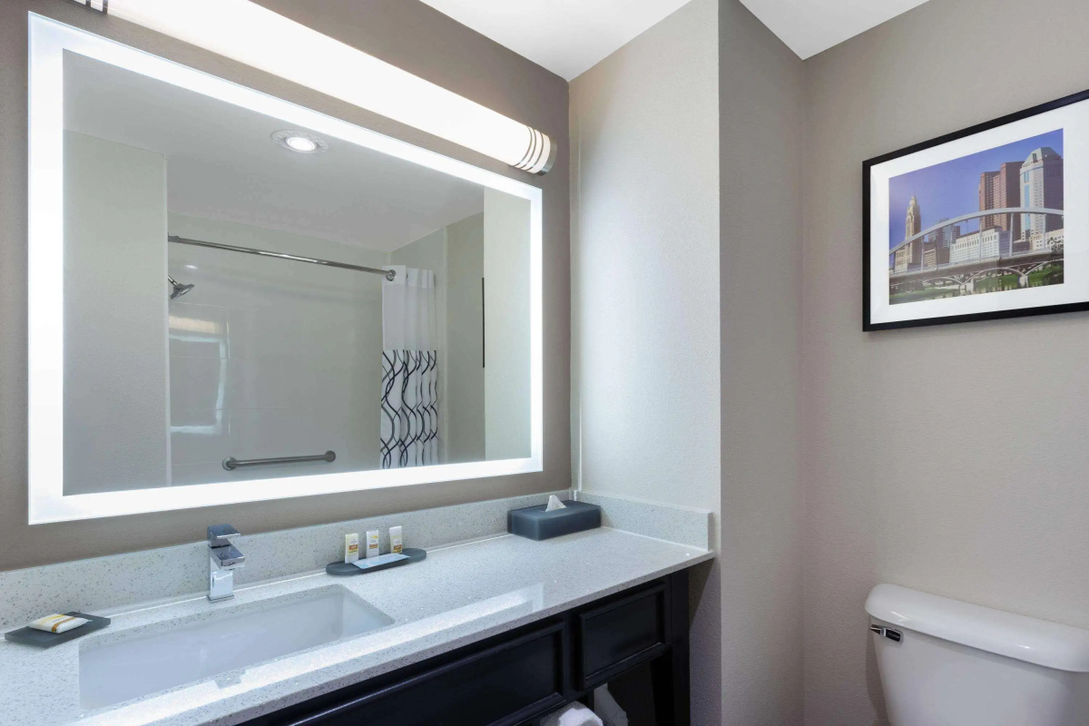 La Quinta Inn & Suites by Wyndham Columbus West - Hilliard