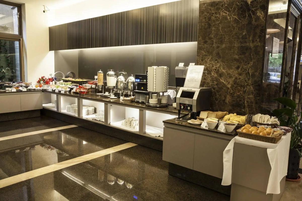 Lishiuan International Hotel