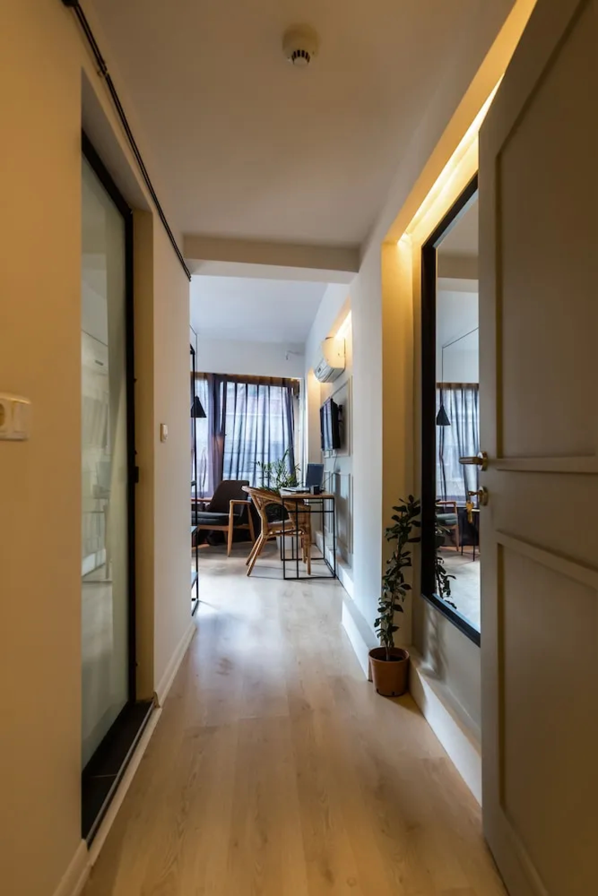 Pesa Suites