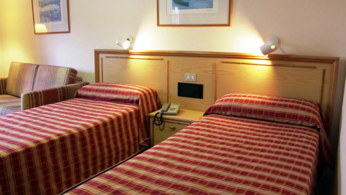 Apartamentos Be Smart Florida Plaza