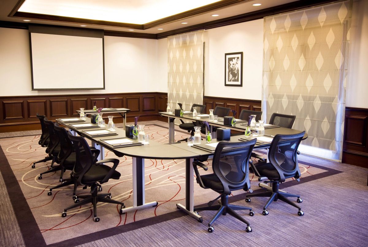 Mövenpick Hotel & Apartments Bur Dubai