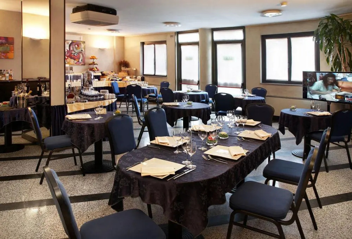 Pacific Hotel Fortino