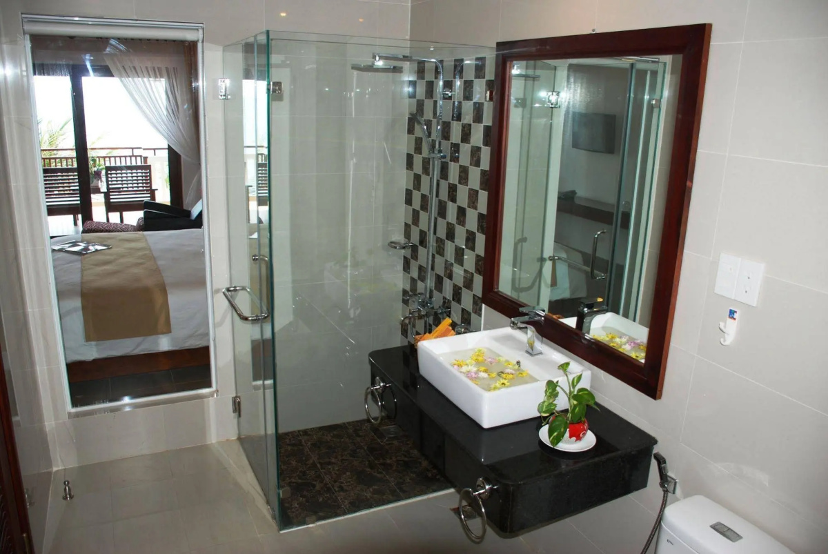 Canary Beach Resort