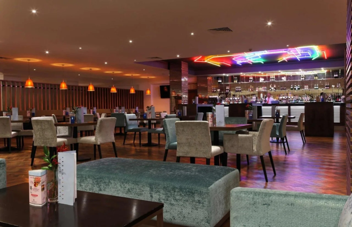 Renaissance London Heathrow Hotel