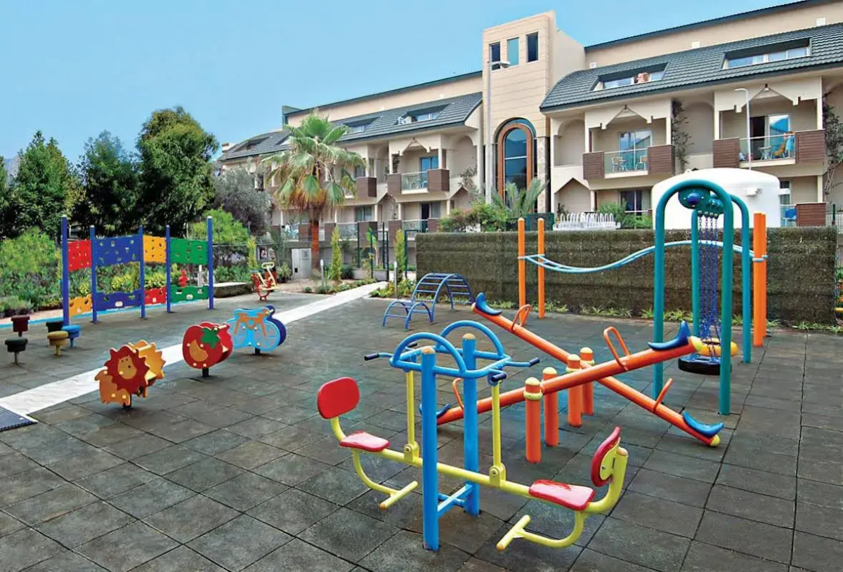 Ambassador Plaza