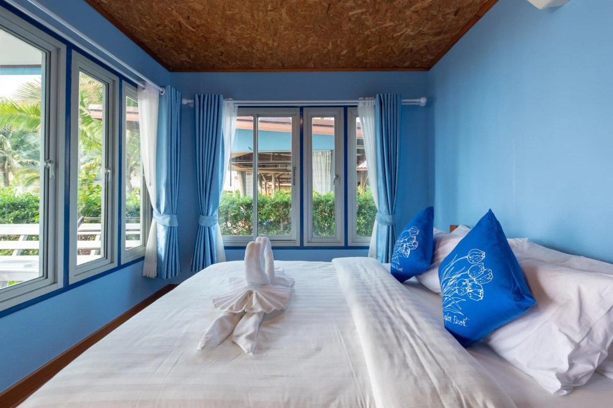 Sea Far Resort