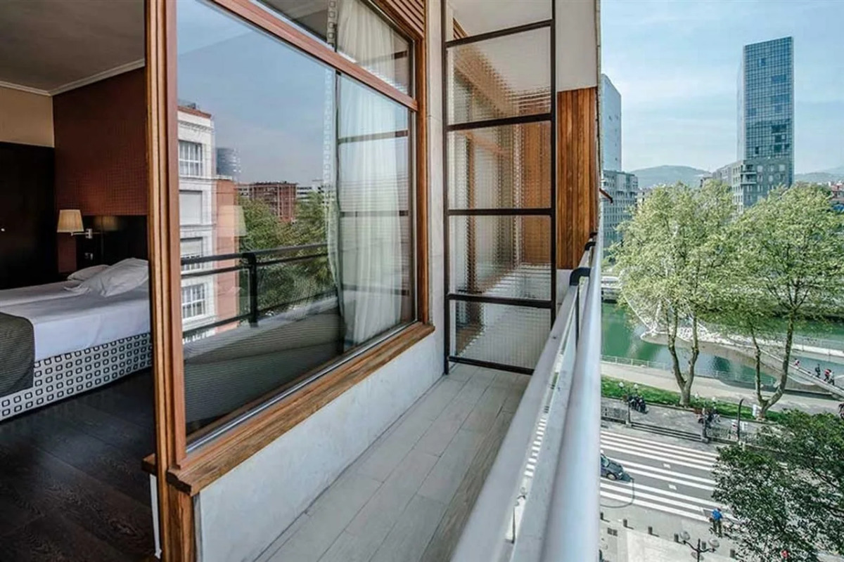 Отель Conde Duque Bilbao