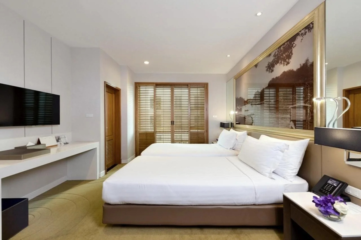 Отель Grande Centre Point Ploenchit