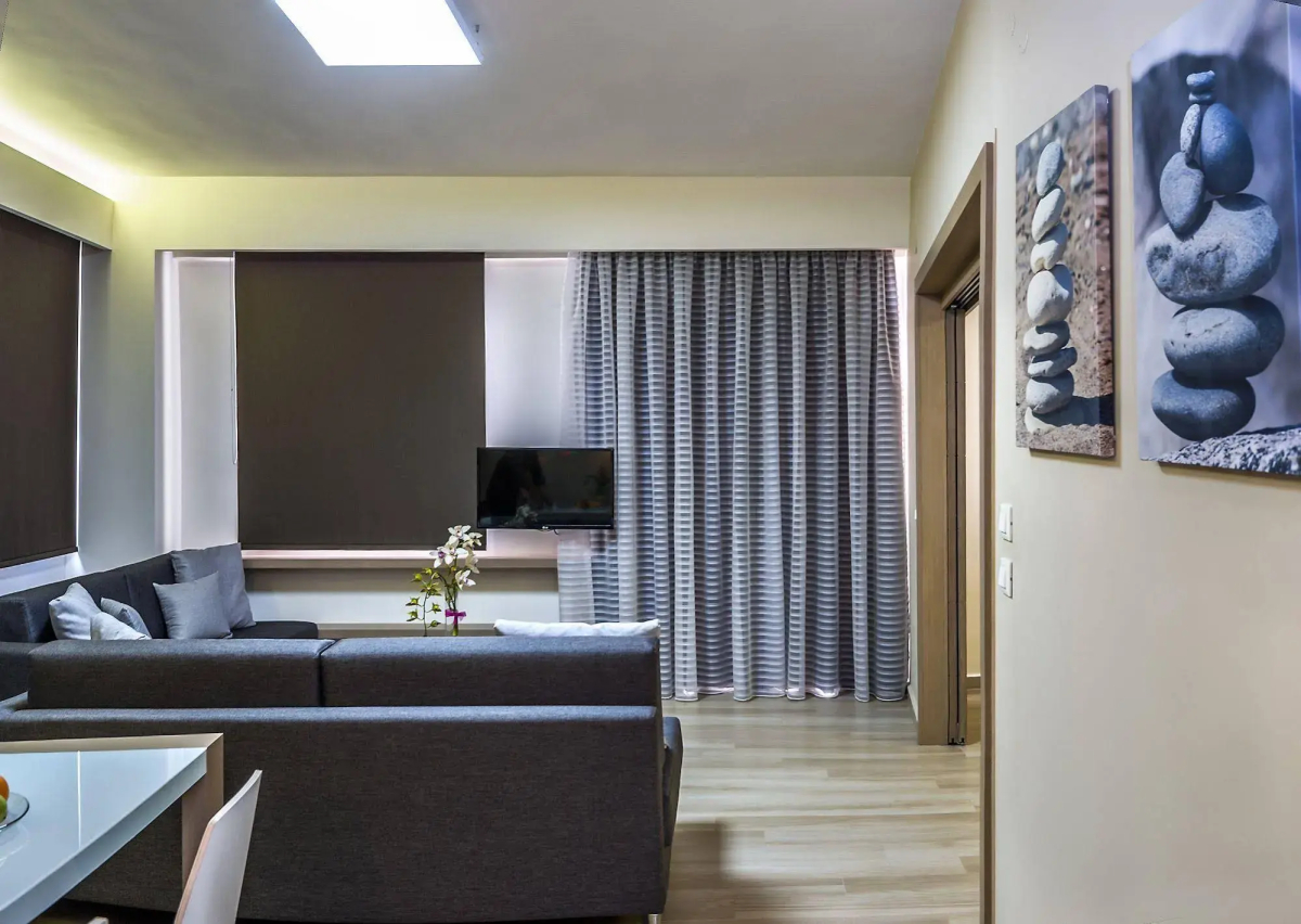 Renieris Hotel