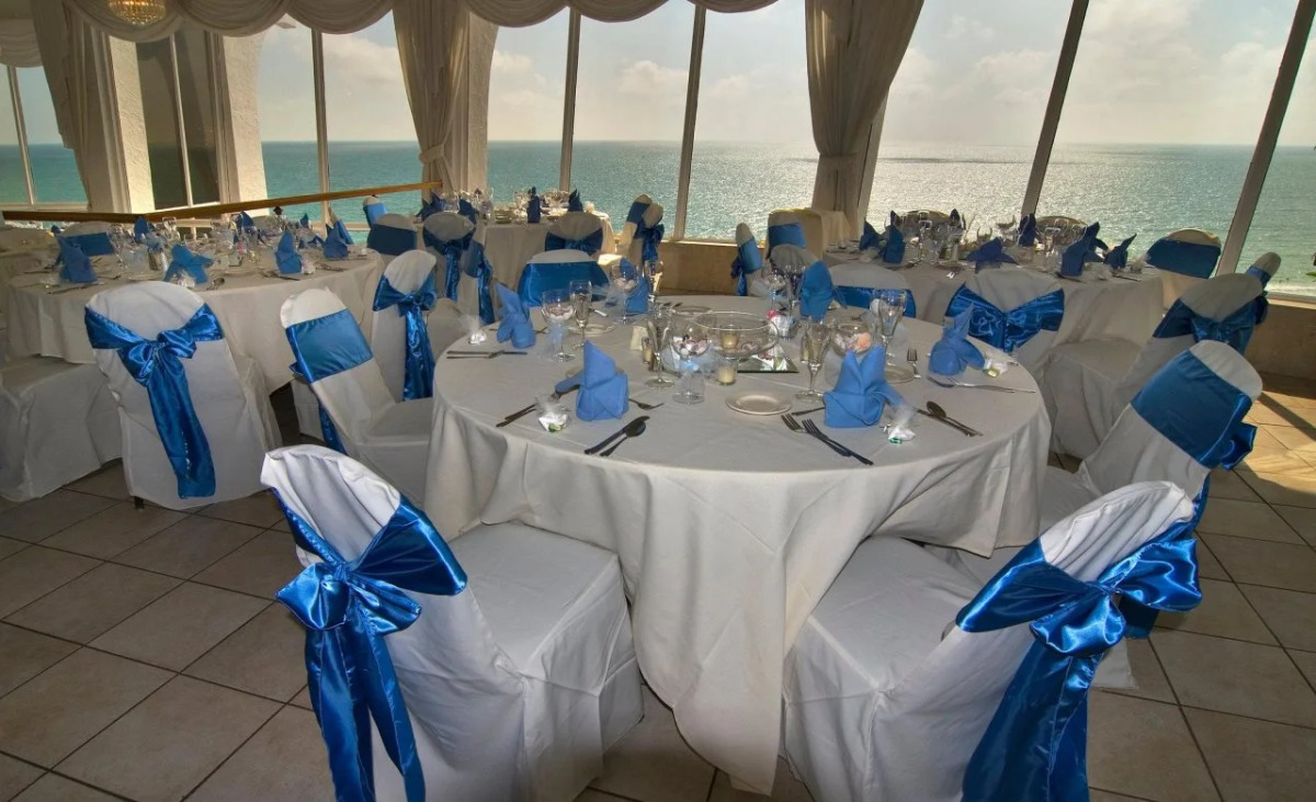 Bellwether Beach Resort