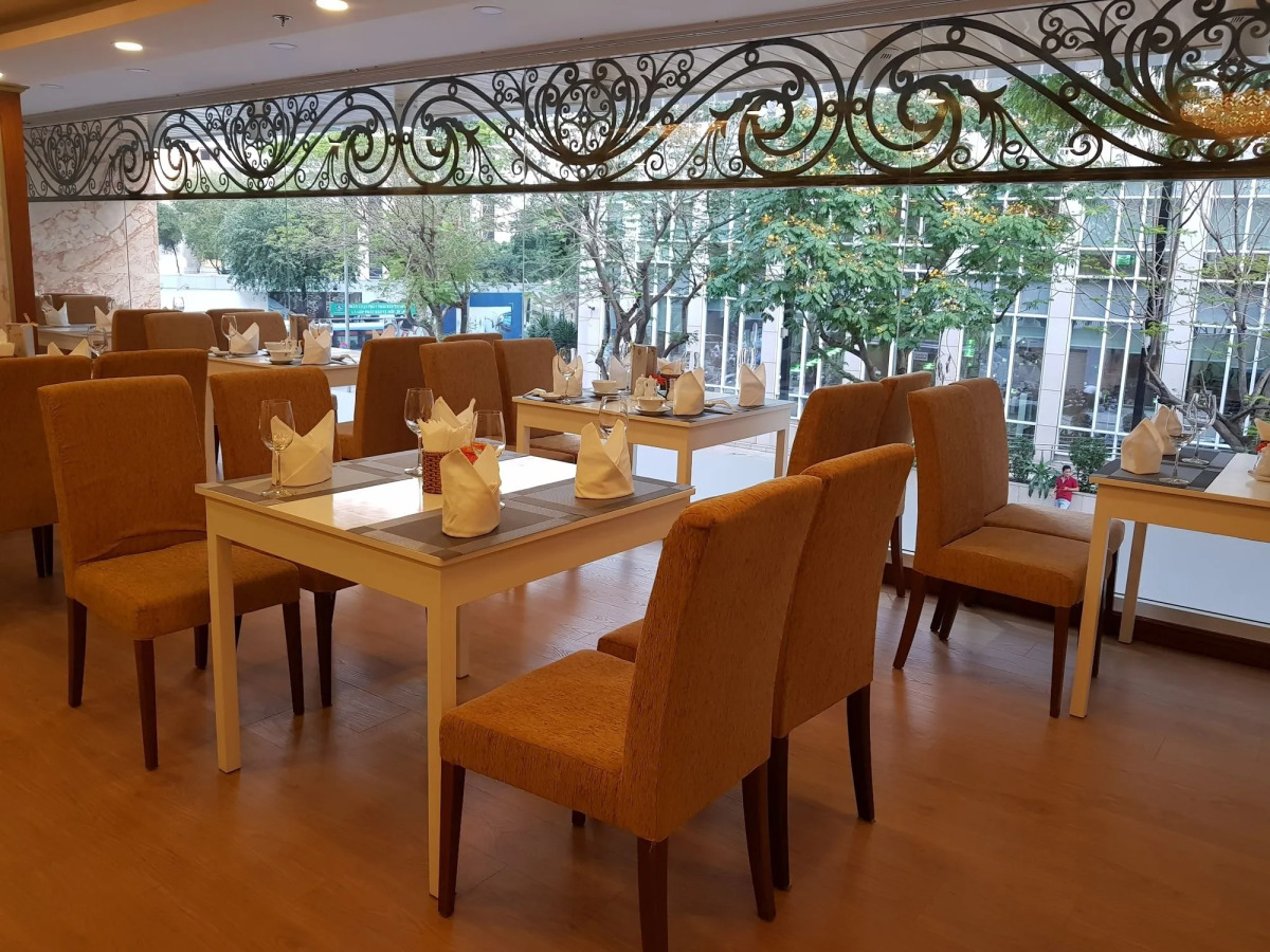 Huong Sen Annex Hotel