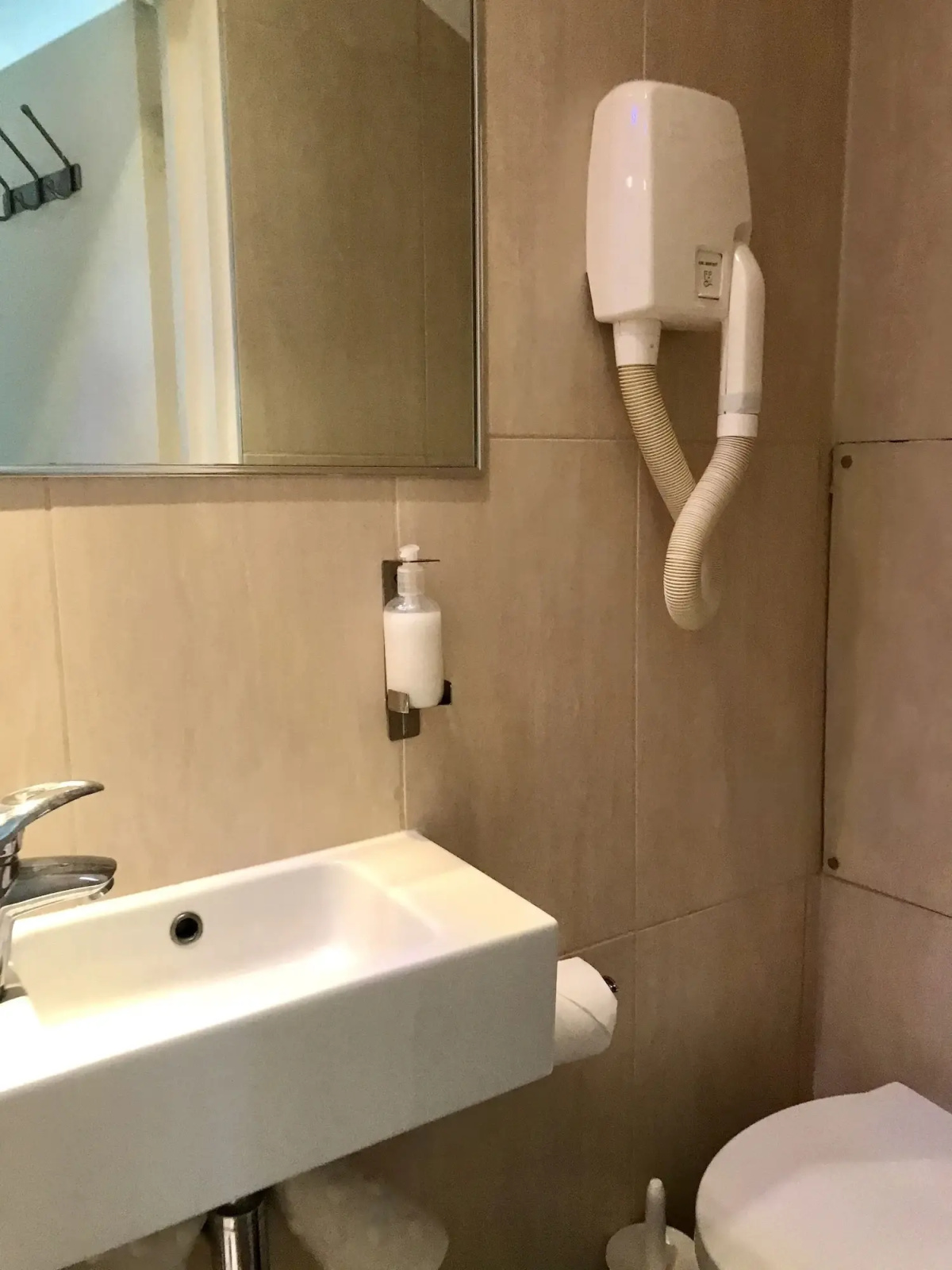 Rhodes Hotel