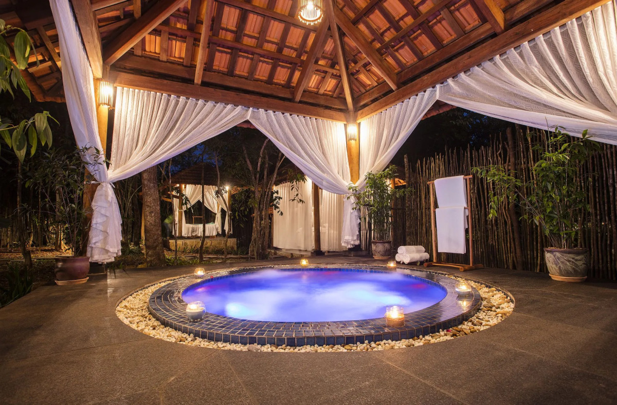 Курортный отель Green Bay Phu Quoc Resort & Spa