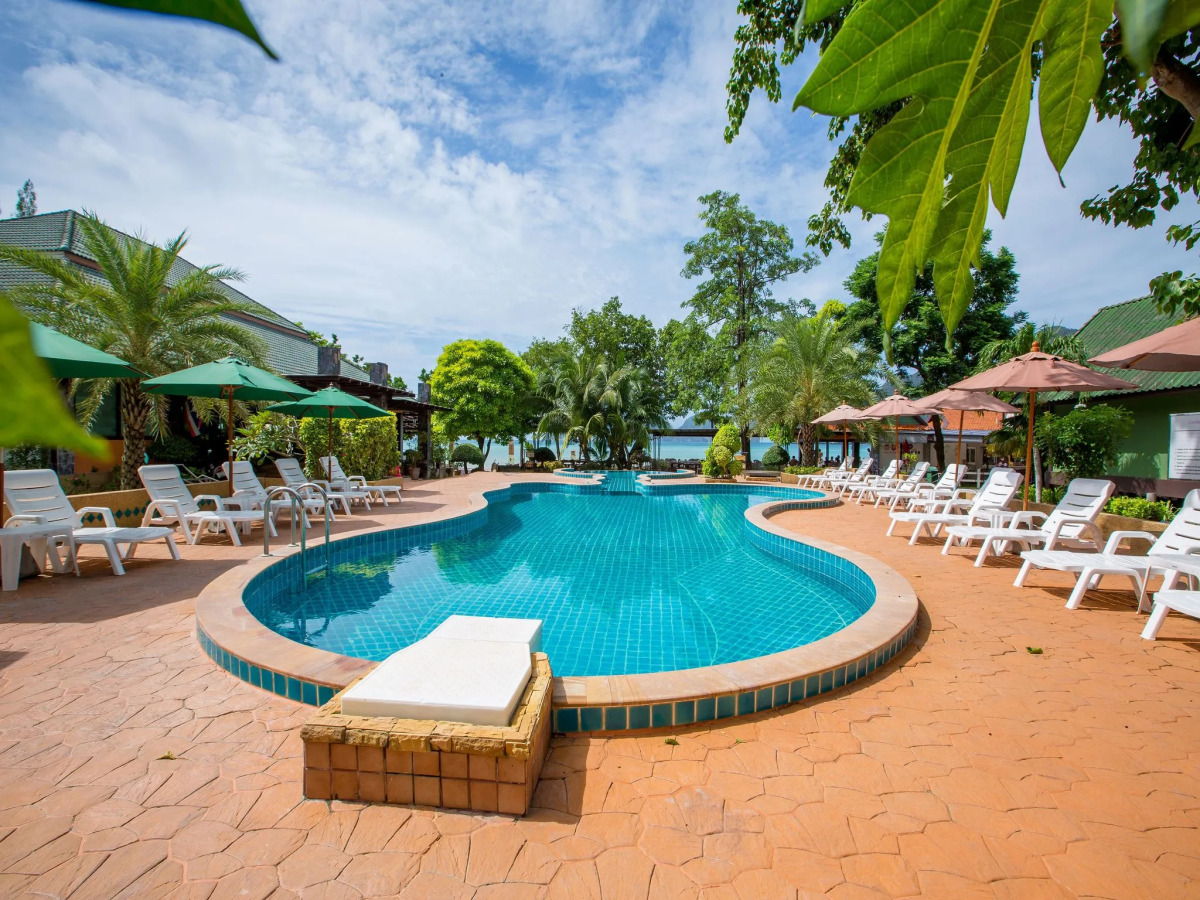 Phi Phi Andaman Beach Resort