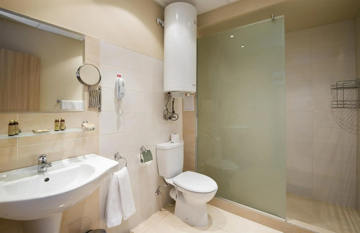 Best Western Plus Larco Hotel