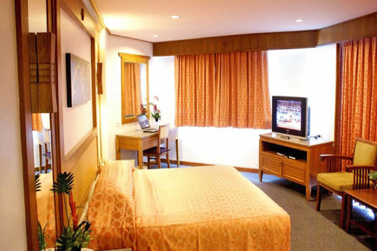 Royal Twins Palace Hotel