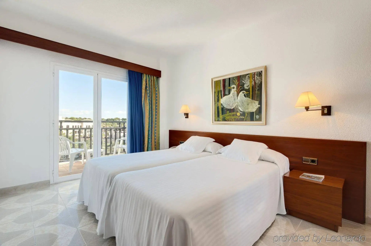 Barceló Ponent Beach