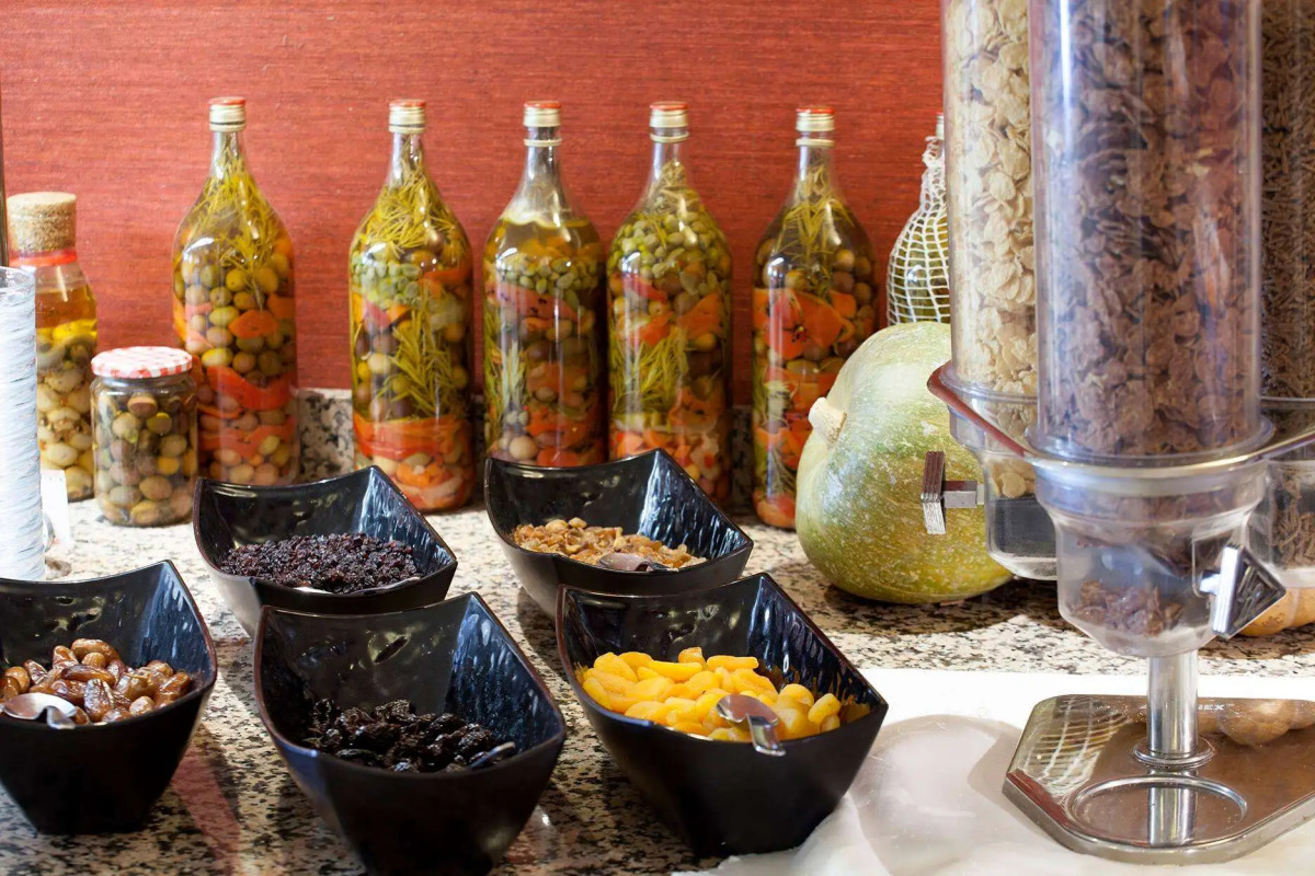 Отель Ramada by Wyndham, Athens Club Attica Riviera