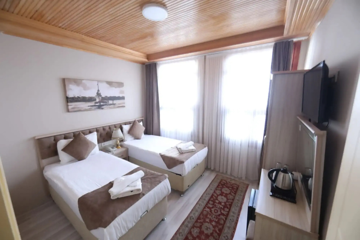 Отель Sultans Royal