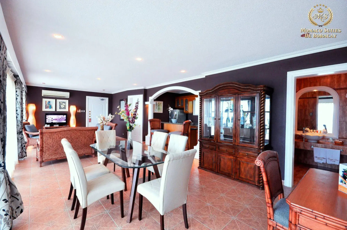 Monaco Suites de Boracay
