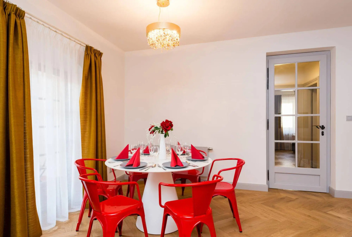 Old Royal Post Boutique Hotel & Premium Suites