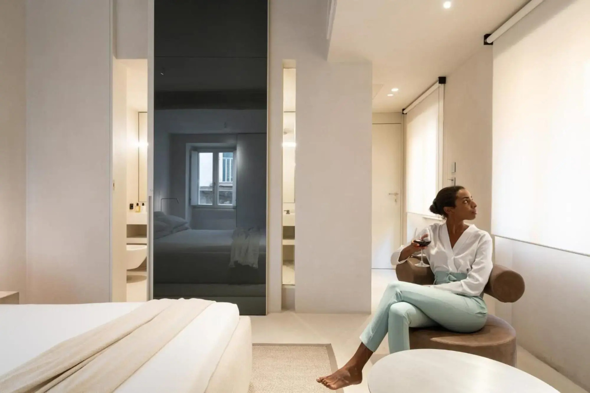 Hotel Scenario