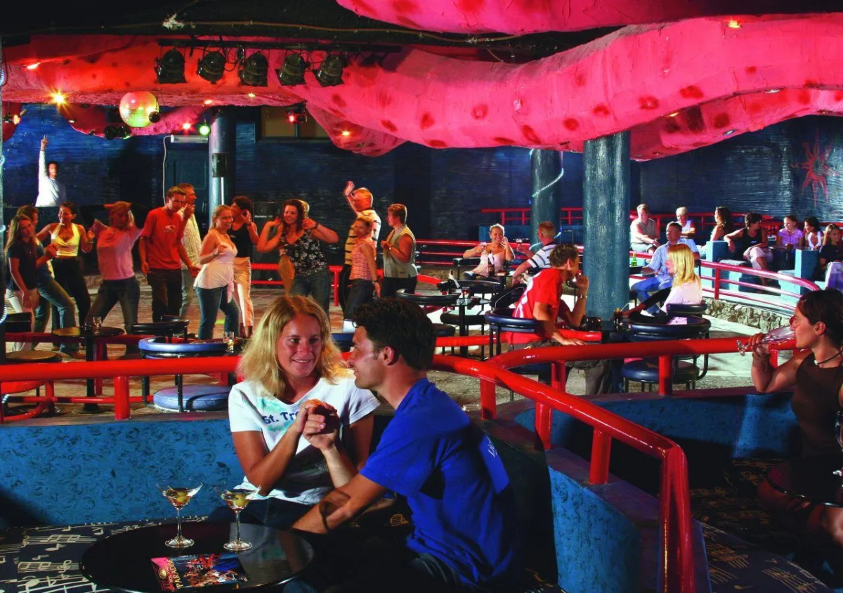 Отель Eagles Paradise Abu Soma Resort