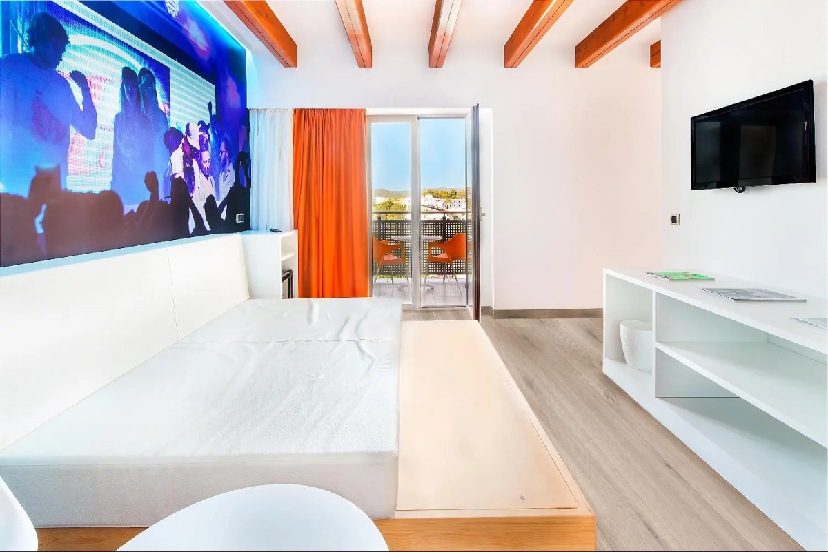 Отель THB Ocean Beach - Adults Only