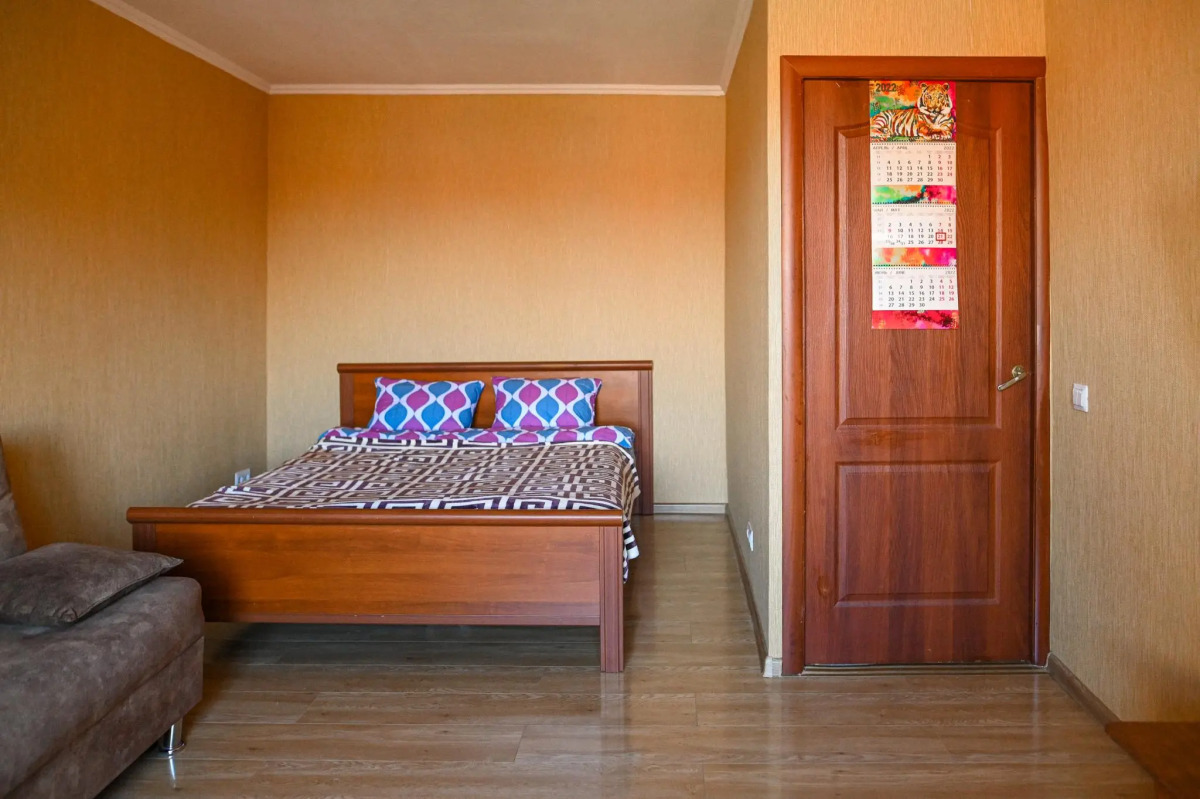 Апартаменты на улице Бутлерова 13