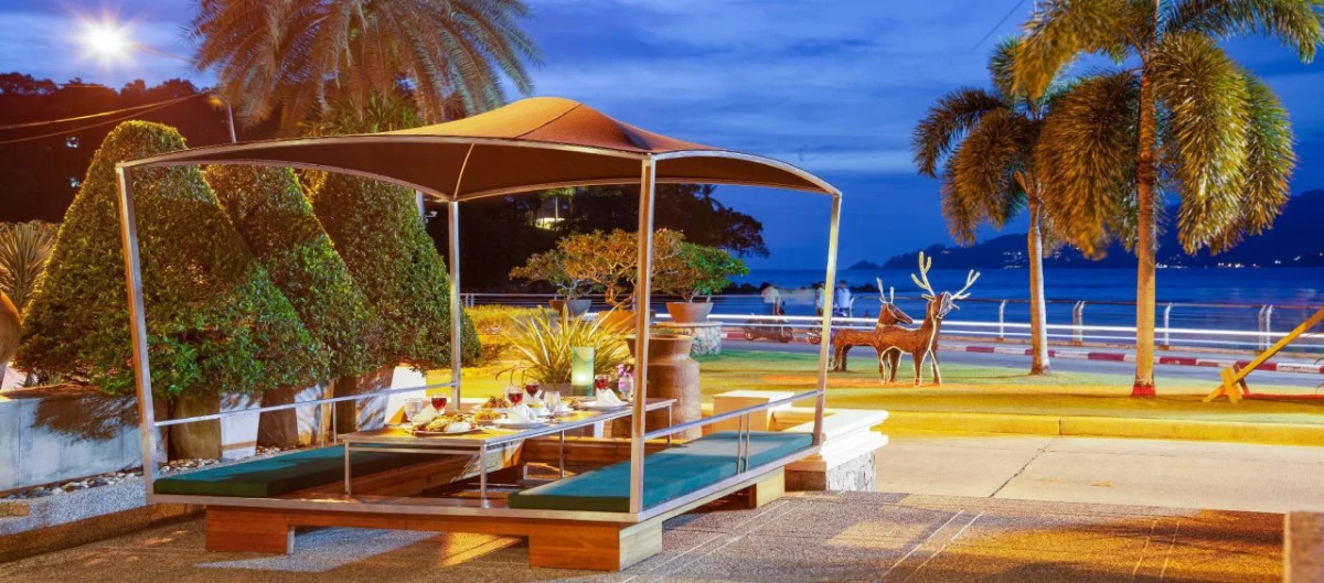 Seaview Patong Hotel