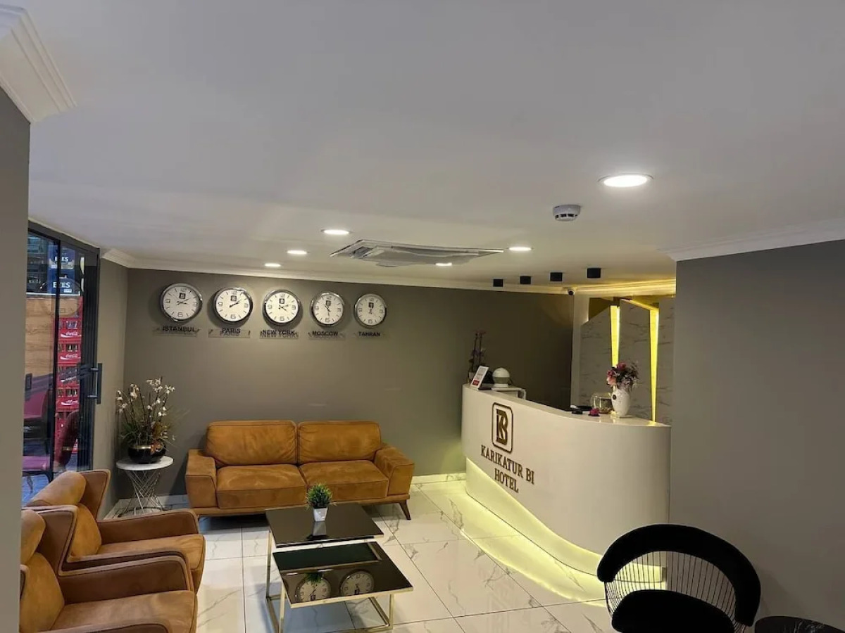 Karikatur Bi Hotel