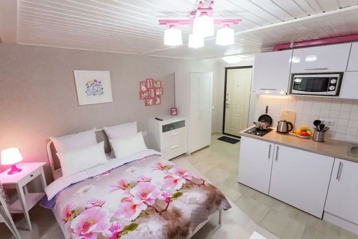 LeoHotels on 4th Sovetskaya,8